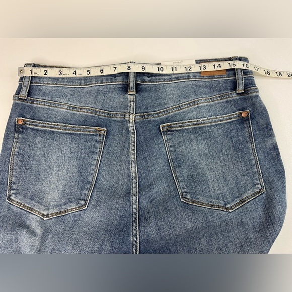 NWT Judy Blue High Waist Flare Destroyed Jeans Womens Size 14/15 Long - Picture 10 of 11